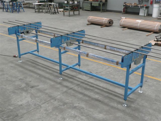 管材链条输送机