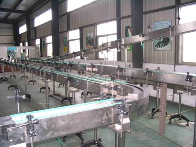 链板输送带_饮料输送线_塑料链板输送机